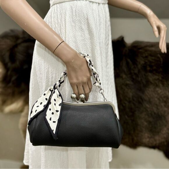 Black Togo Cowhide Leather Handmade Kisslock Baguette Bag With 3 Strap Styles - Picture 4 of 16